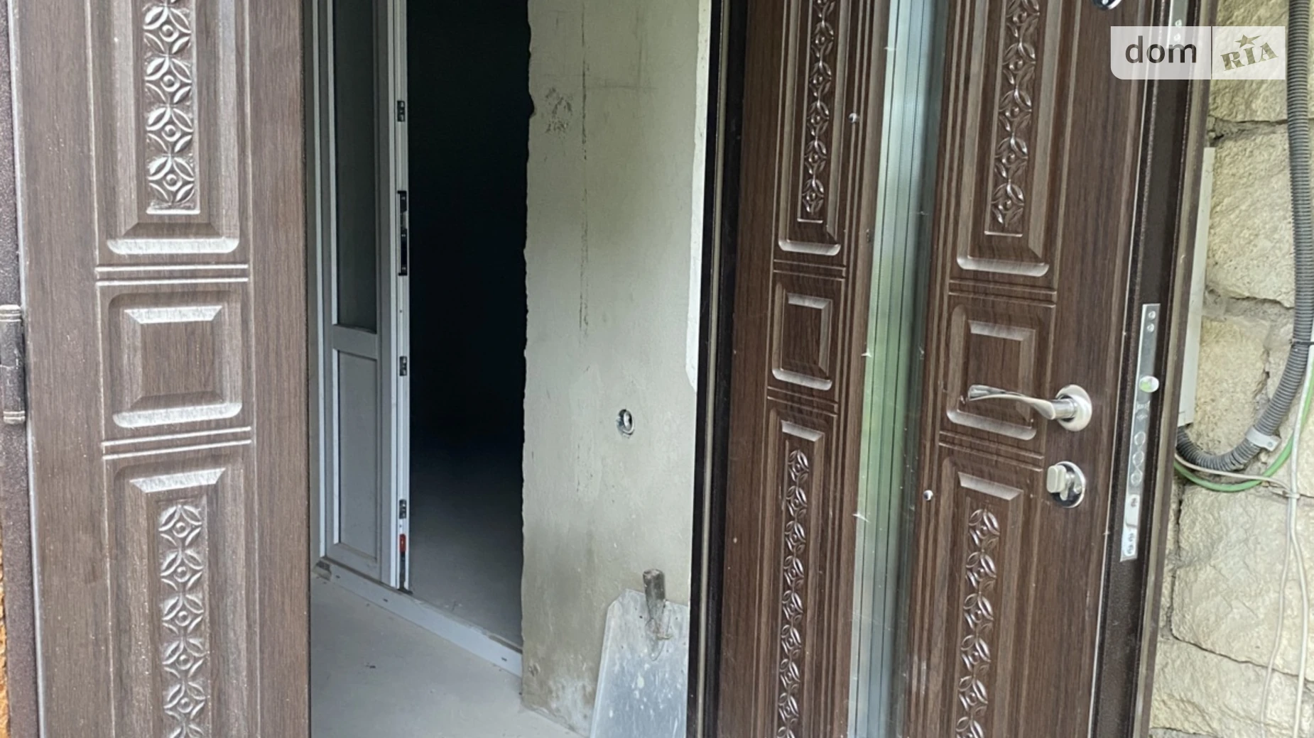 Продается дом на 2 этажа 256 кв. м с гаражом, цена: 39500 $ - фото 5