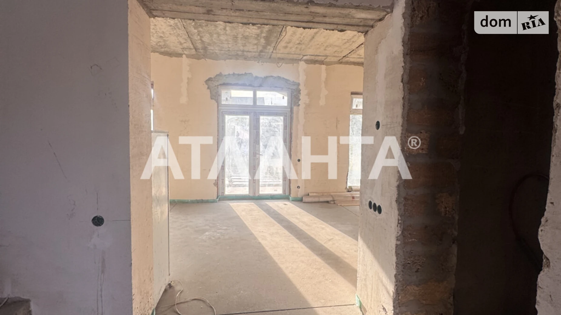 Продается дом на 3 этажа 280 кв. м с баней/сауной, цена: 270000 $ - фото 4
