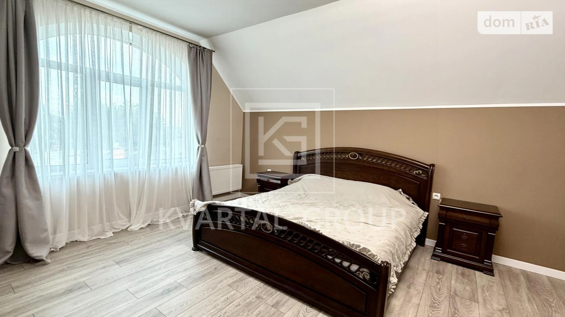 Продается дом на 2 этажа 188.2 кв. м с беседкой, цена: 225000 € - фото 3