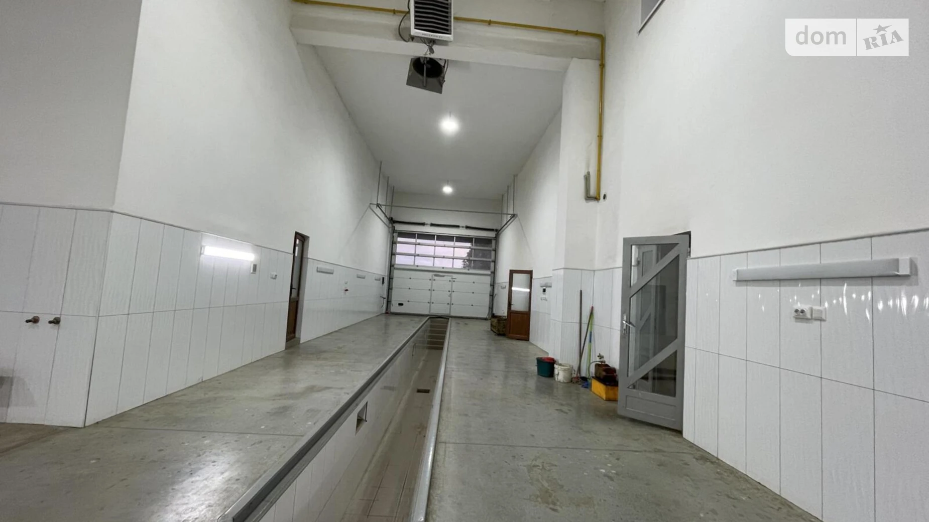Сдается в аренду помещения свободного назначения 1800 кв. м в 2-этажном здании, цена: 800000 грн - фото 2