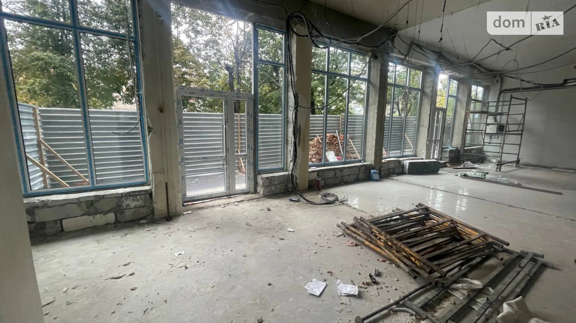 Сдается в аренду помещения свободного назначения 93 кв. м в 5-этажном здании, цена: 93000 грн - фото 2