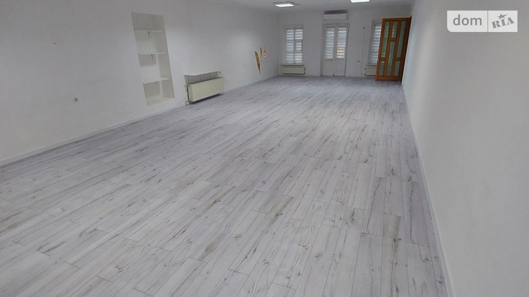 Сдается в аренду офис 155 кв. м в бизнес-центре, цена: 800 $ - фото 5