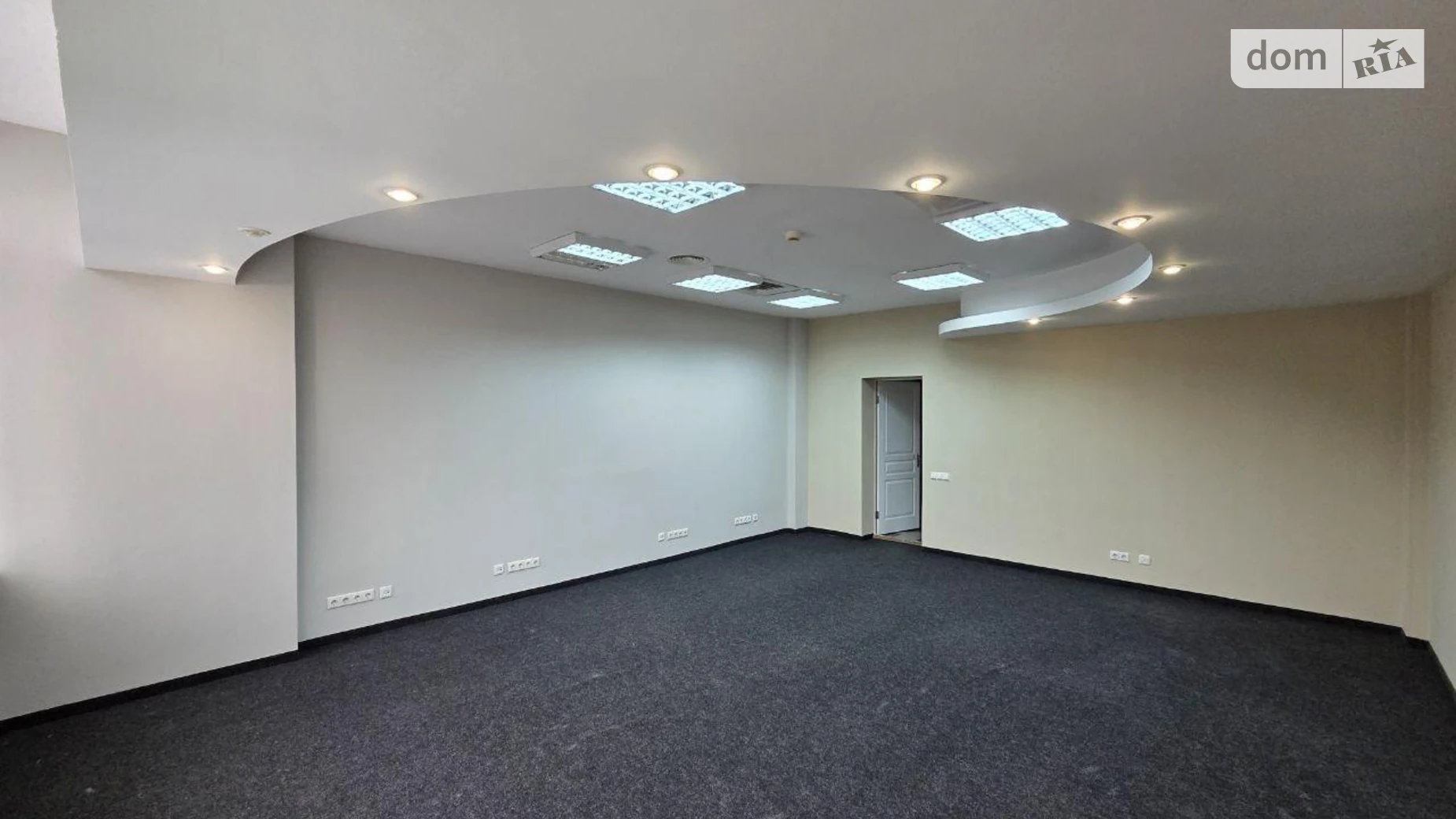 Сдается в аренду офис 640 кв. м в бизнес-центре, цена: 210000 грн - фото 3