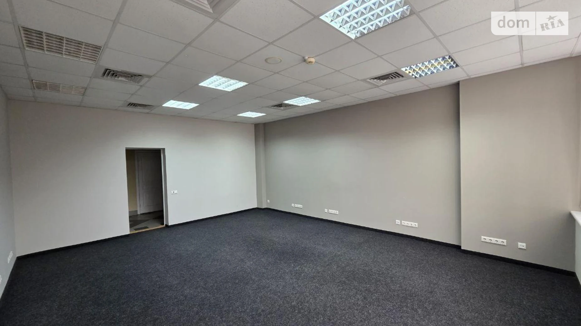 Сдается в аренду офис 640 кв. м в бизнес-центре, цена: 210000 грн - фото 4