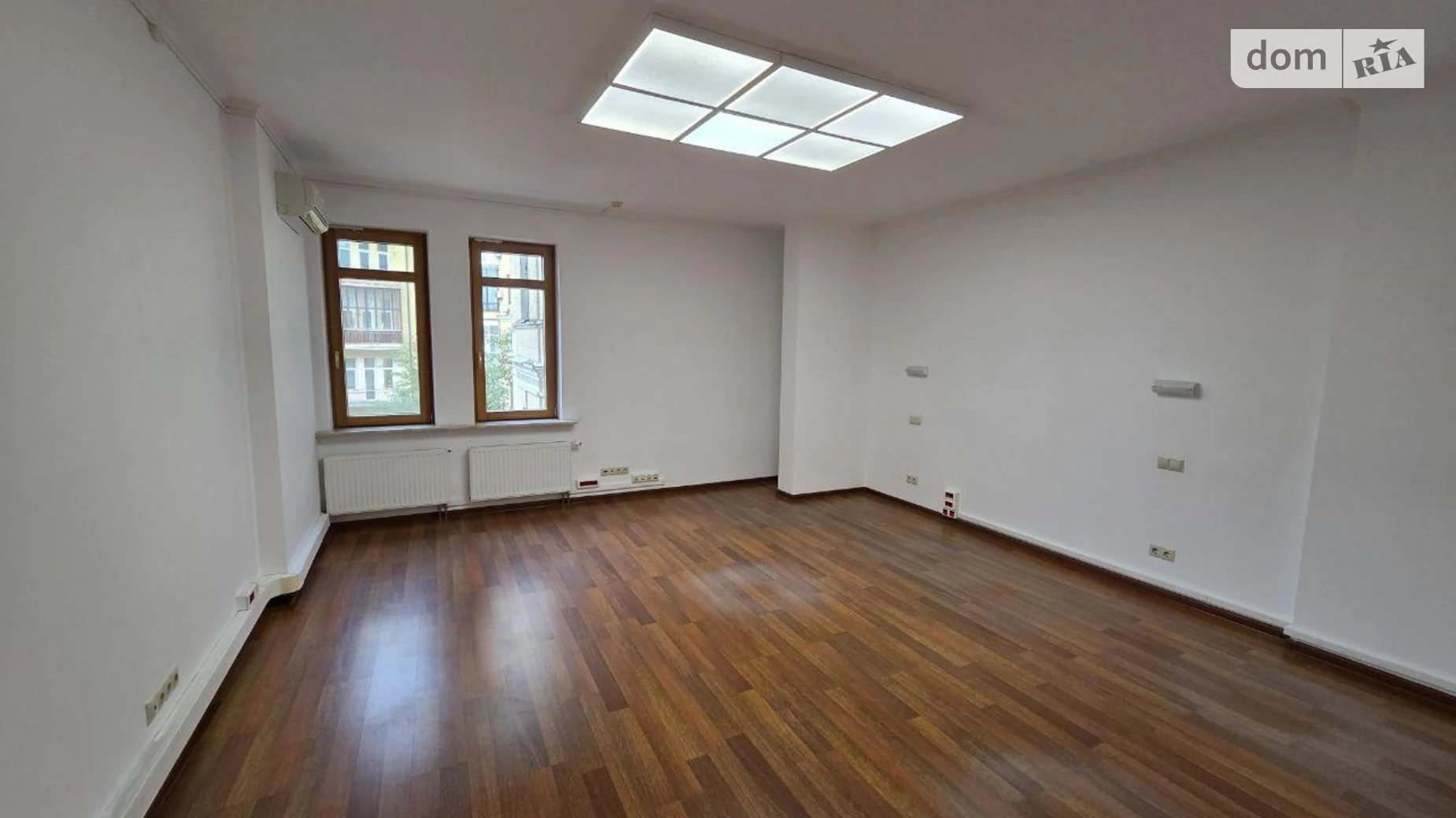 Сдается в аренду офис 240 кв. м в бизнес-центре, цена: 2600 $ - фото 5