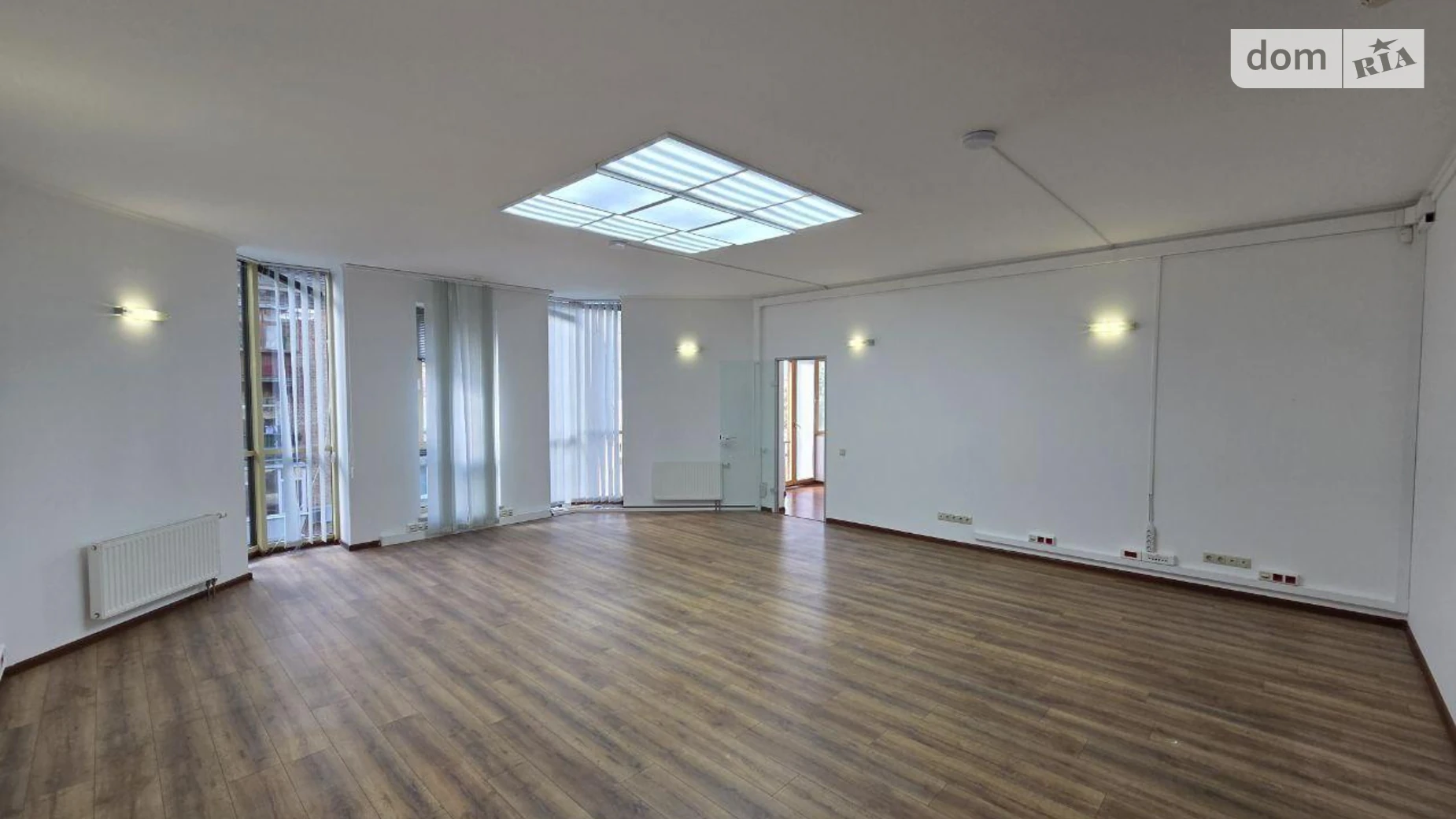 Сдается в аренду офис 450 кв. м в бизнес-центре, цена: 5000 $ - фото 2