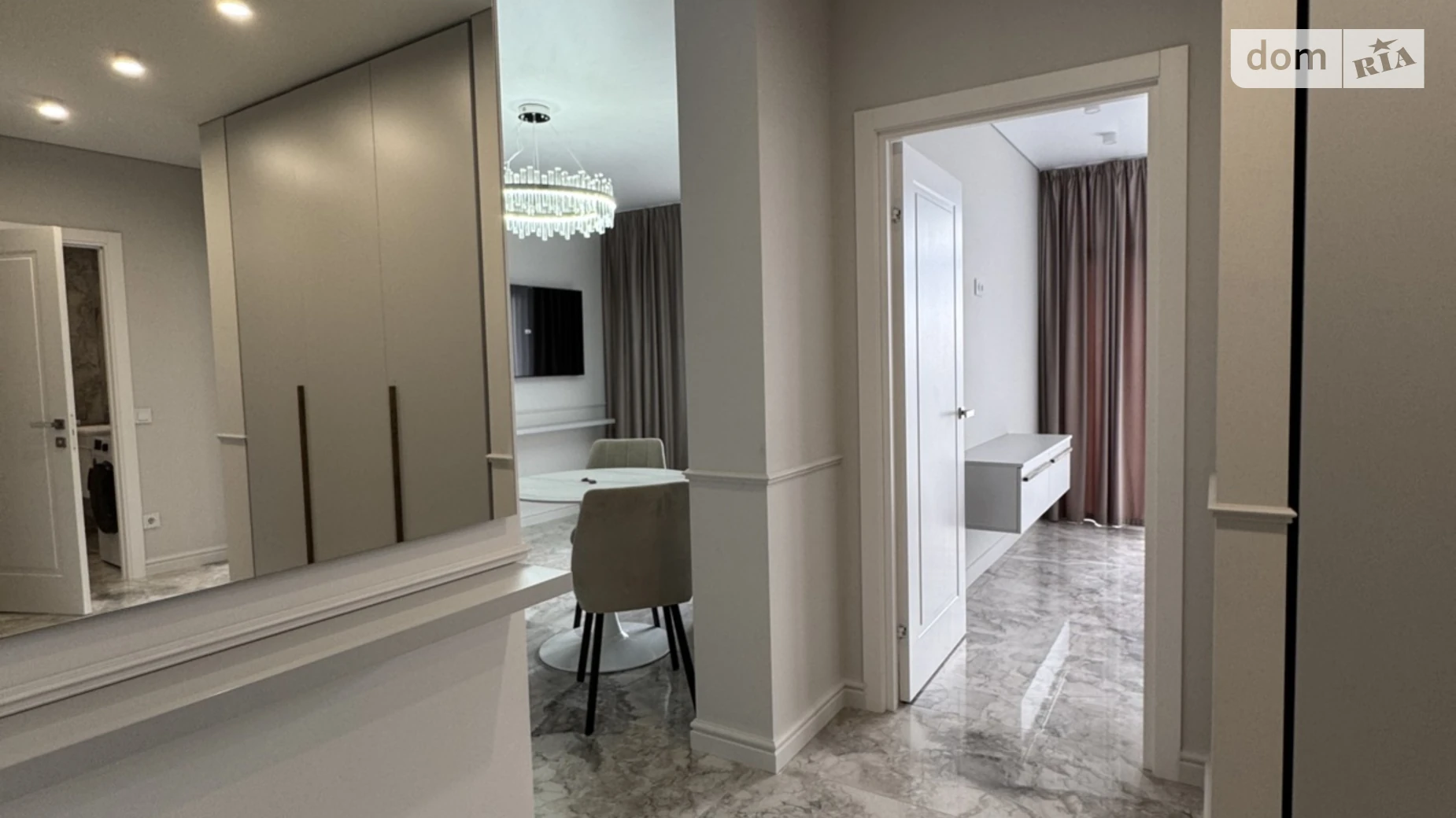 Продается 2-комнатная квартира 68 кв. м в Ужгороде, ул. Василия Гаджеги(Радищева) - фото 3