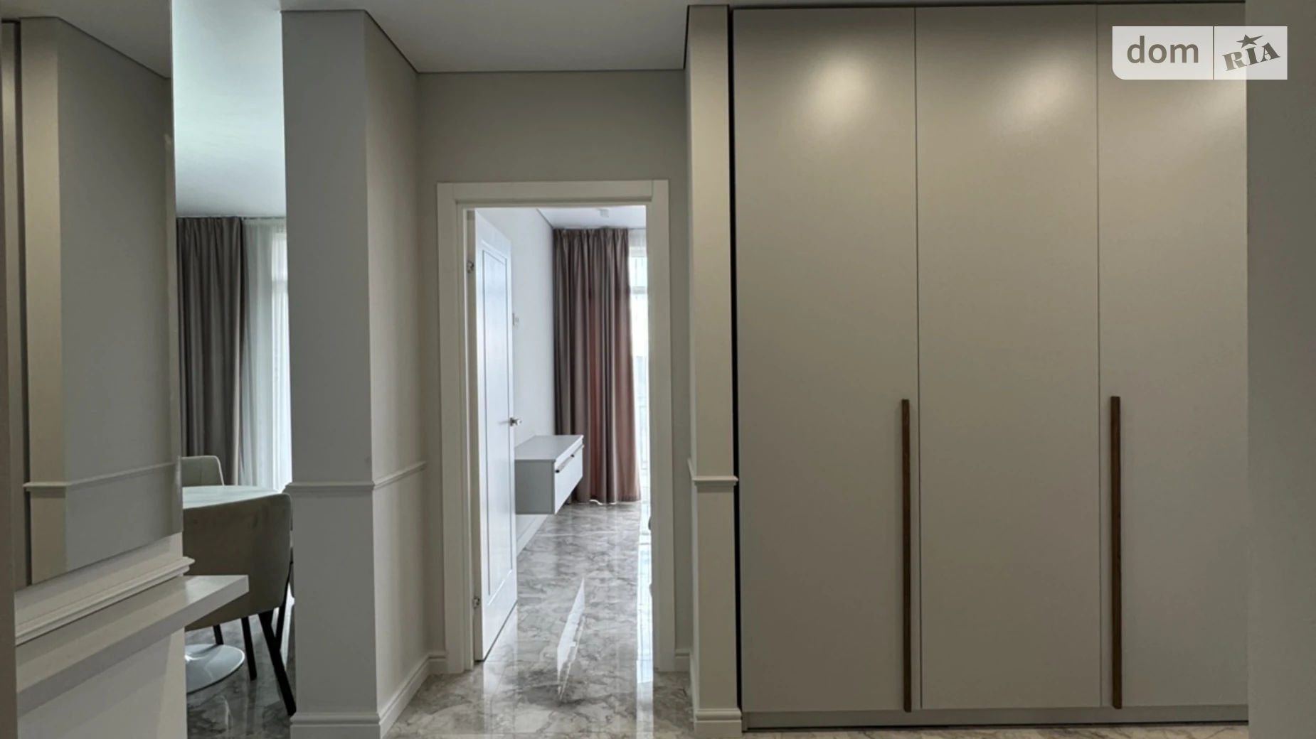 Продается 2-комнатная квартира 68 кв. м в Ужгороде, ул. Василия Гаджеги(Радищева) - фото 4