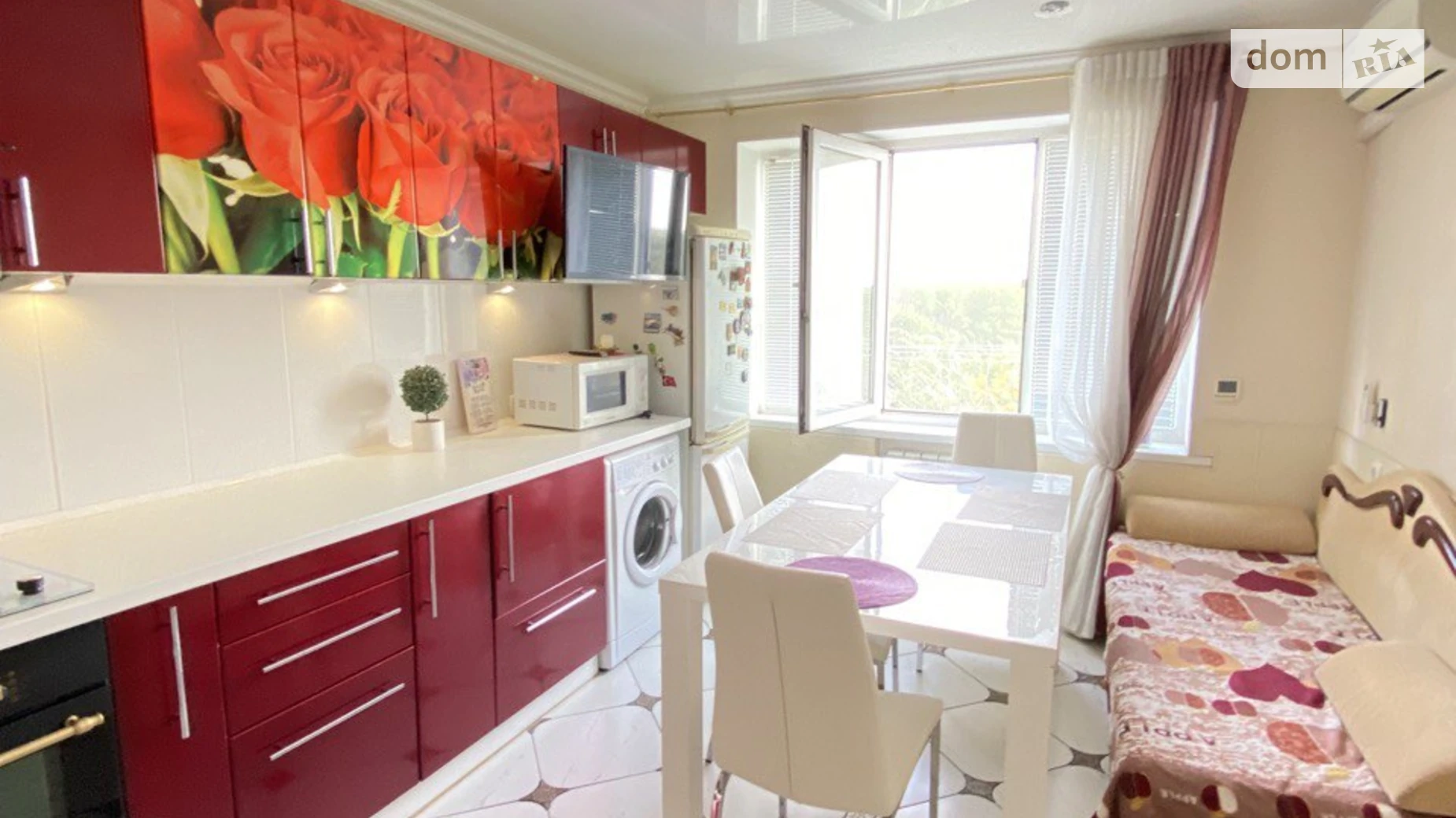 Продается 2-комнатная квартира 66 кв. м в Кривом Роге, пл. Домностроителей - фото 2