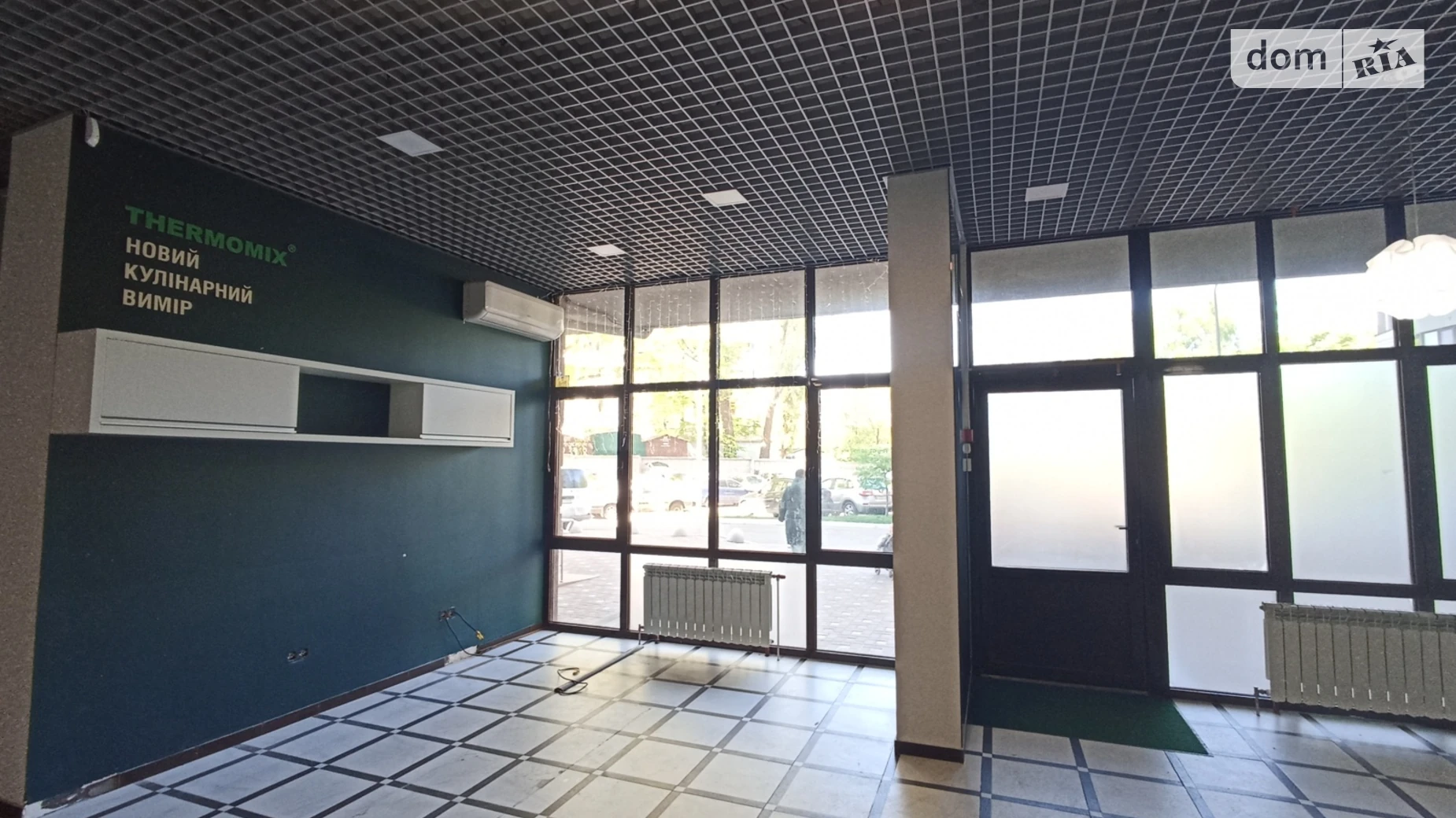 Сдается в аренду помещения свободного назначения 73.9 кв. м в 25-этажном здании, цена: 45000 грн - фото 2