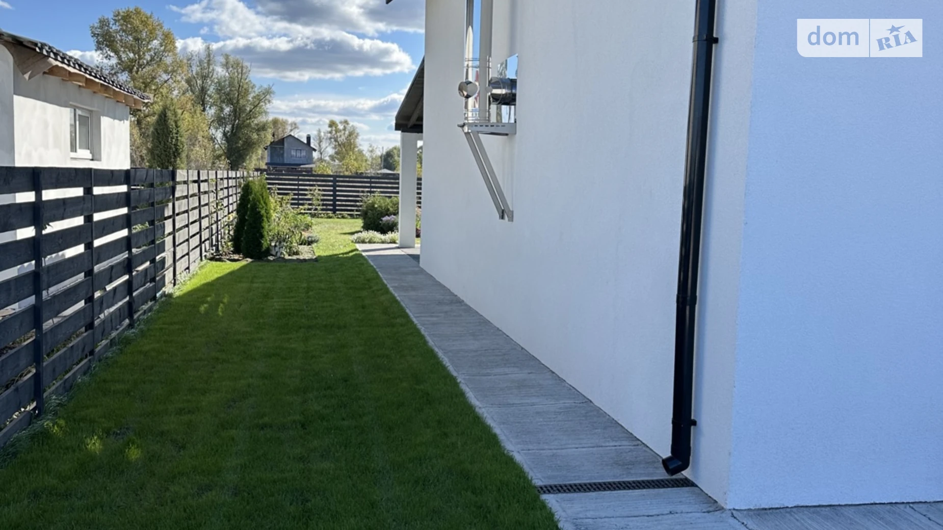 Продается дом на 2 этажа 137 кв. м с участком, цена: 150000 $ - фото 4