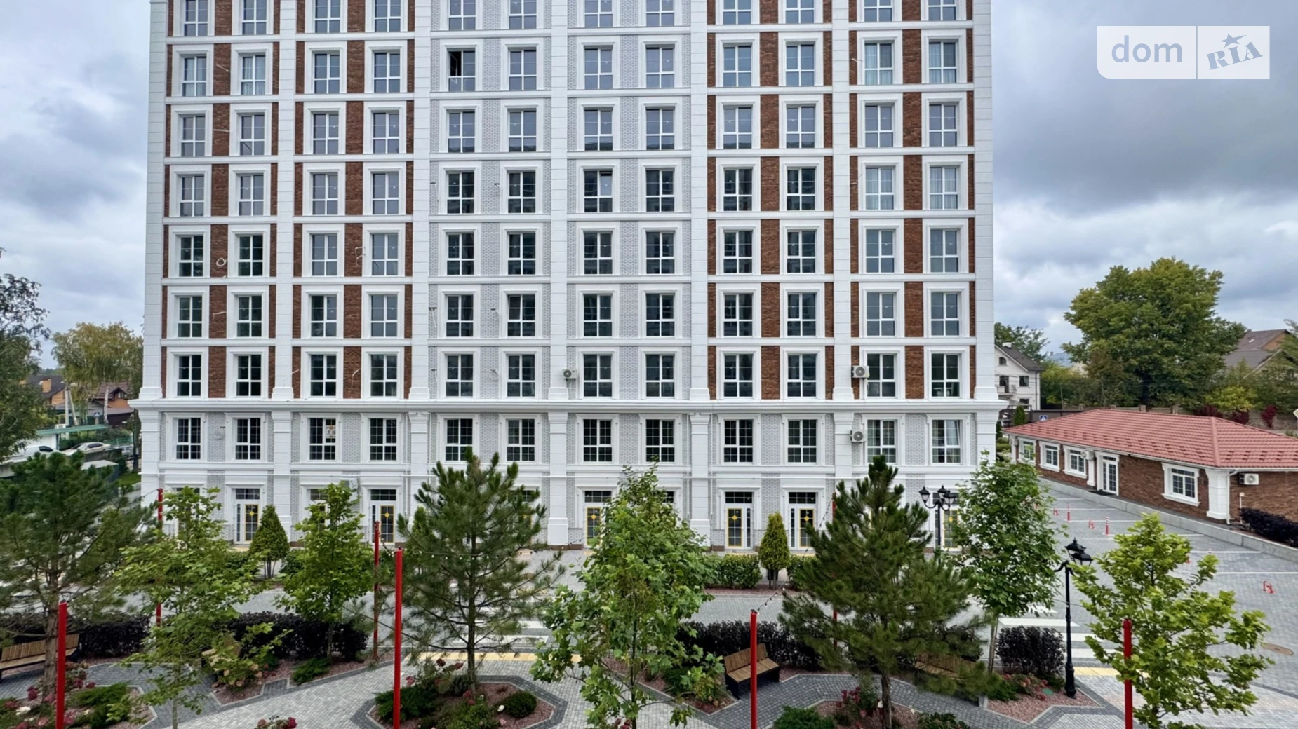 Продается 1-комнатная квартира 38 кв. м в Чайках, ул. Коцюбинского, 8 - фото 2