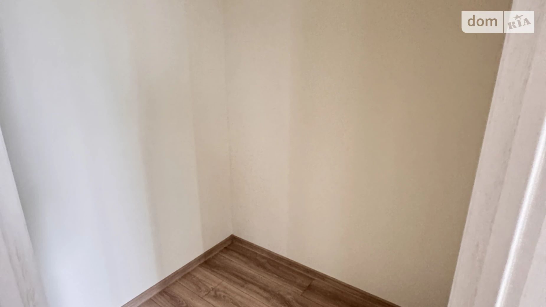 Продается 1-комнатная квартира 46 кв. м в, цена: 36000 $ - фото 4