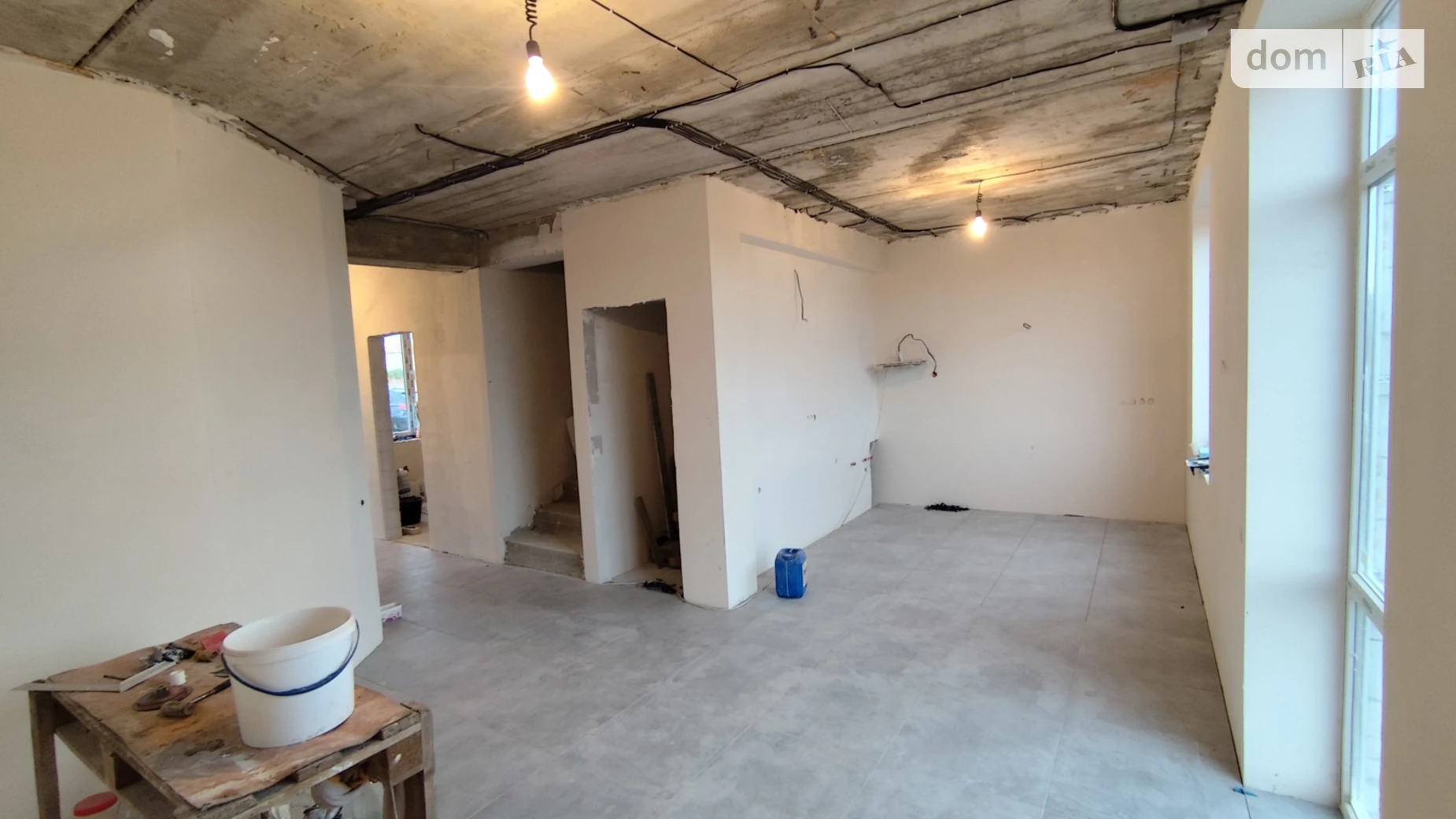 Продается дом на 2 этажа 130 кв. м с беседкой, цена: 170000 $ - фото 2