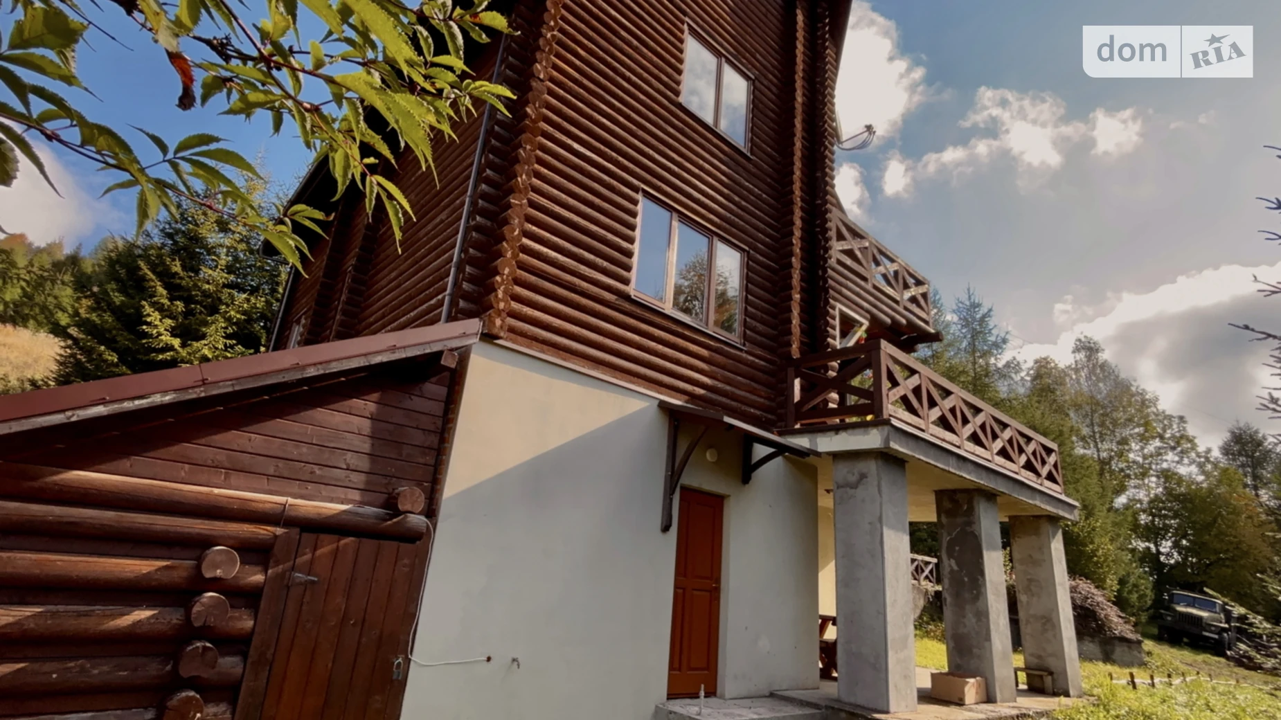 Продается дом на 3 этажа 210 кв. м с бассейном, цена: 220000 $ - фото 4