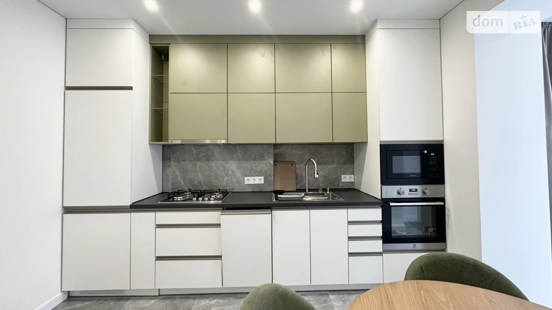 Продается 1-комнатная квартира 41.3 кв. м в Ивано-Франковске, ул. Ребета Л., 10Д - фото 3