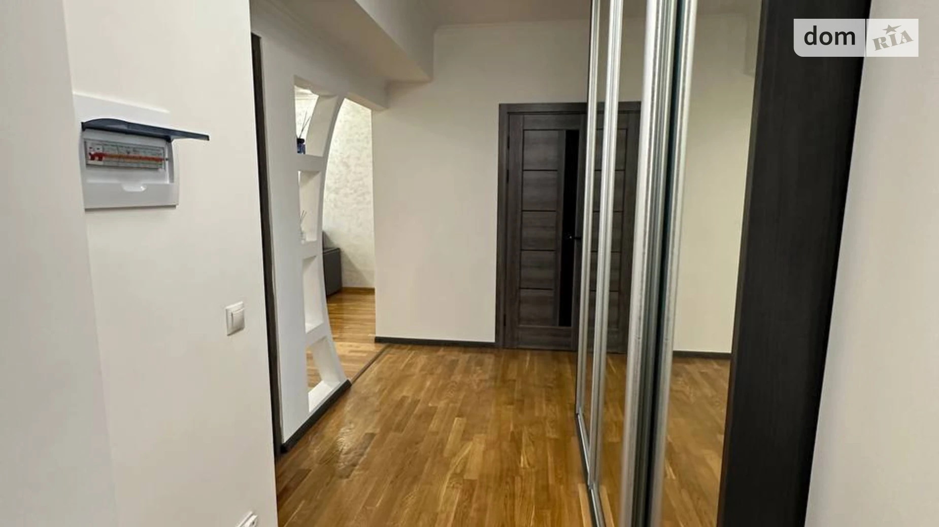 Продается 2-комнатная квартира 63 кв. м в Криховцах, ул. Довженко А. - фото 3