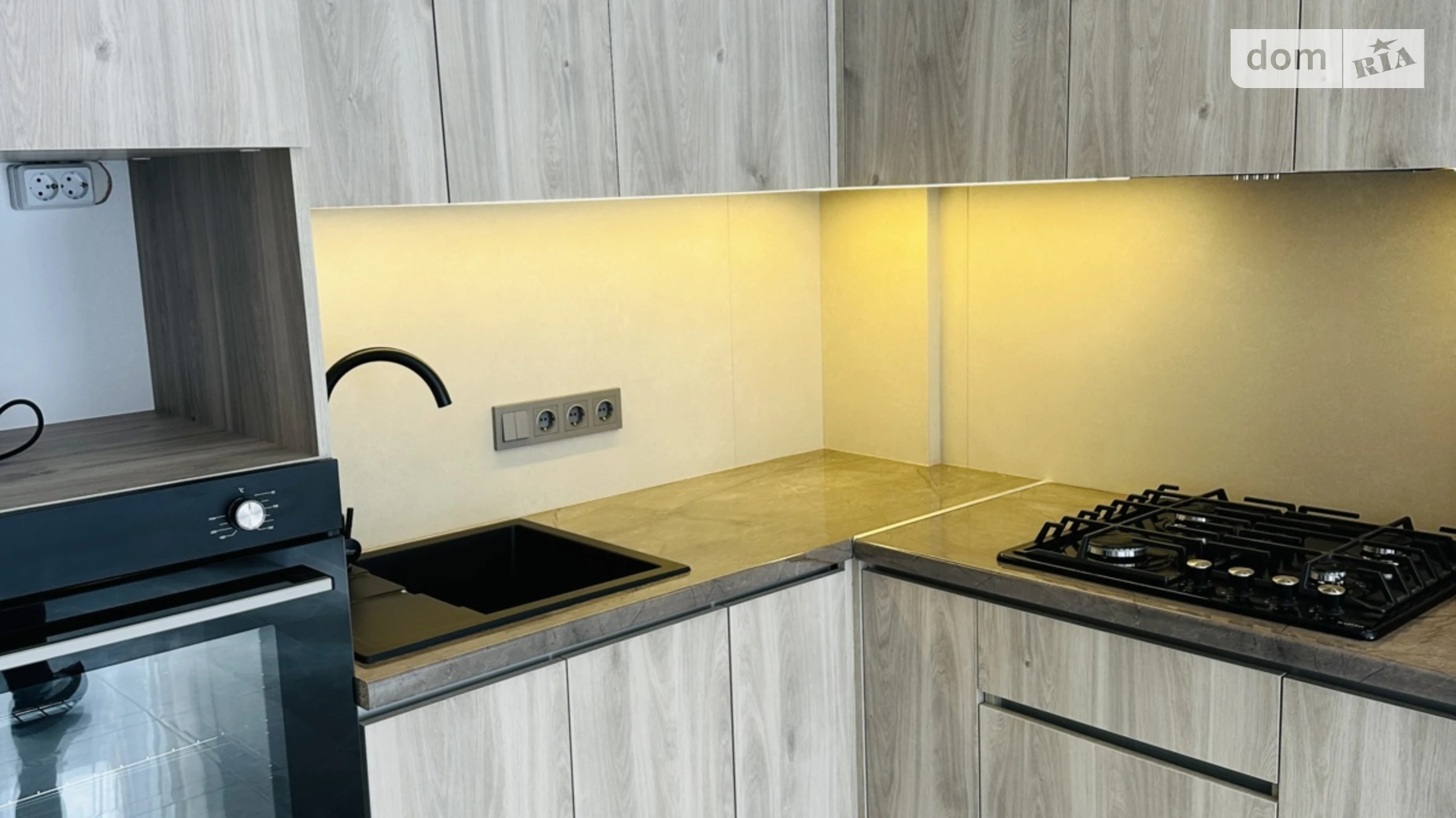 Продается 1-комнатная квартира 35 кв. м в Ирпене, ул. Соборная(ІІІ Интернационала), 2К/39 - фото 2