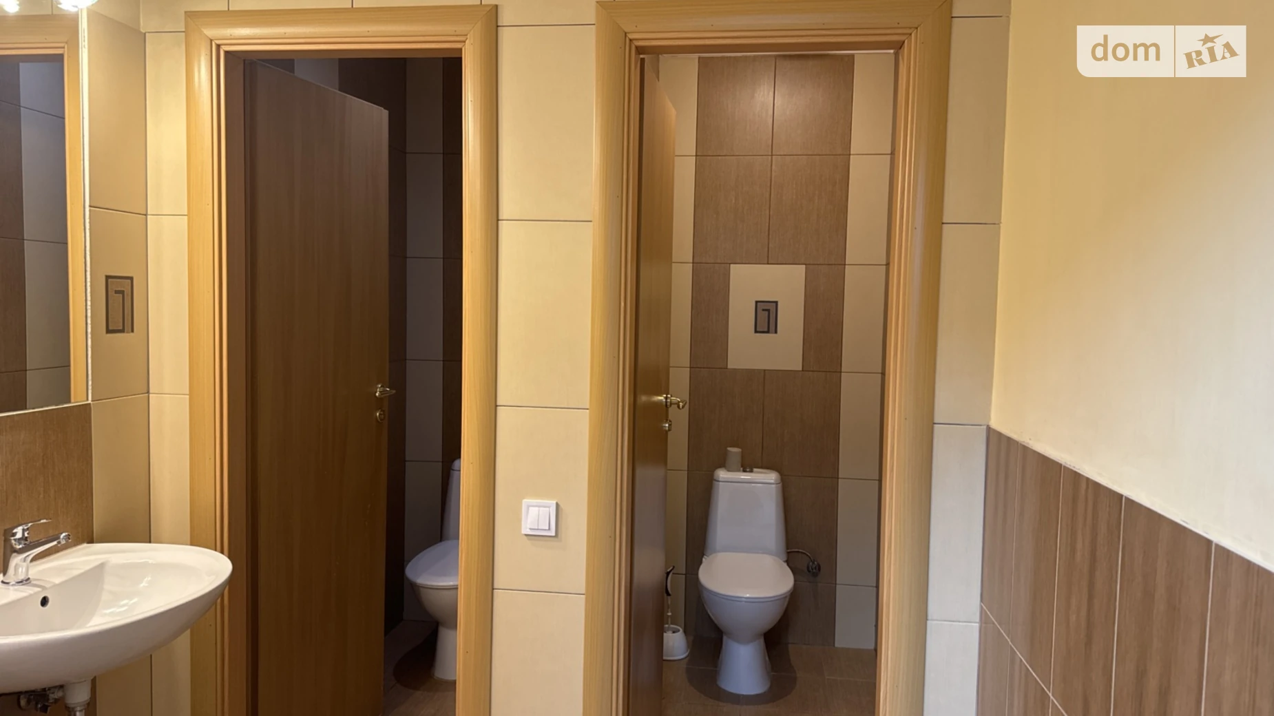 Сдается в аренду помещения свободного назначения 212 кв. м в 5-этажном здании, цена: 2500 $ - фото 3