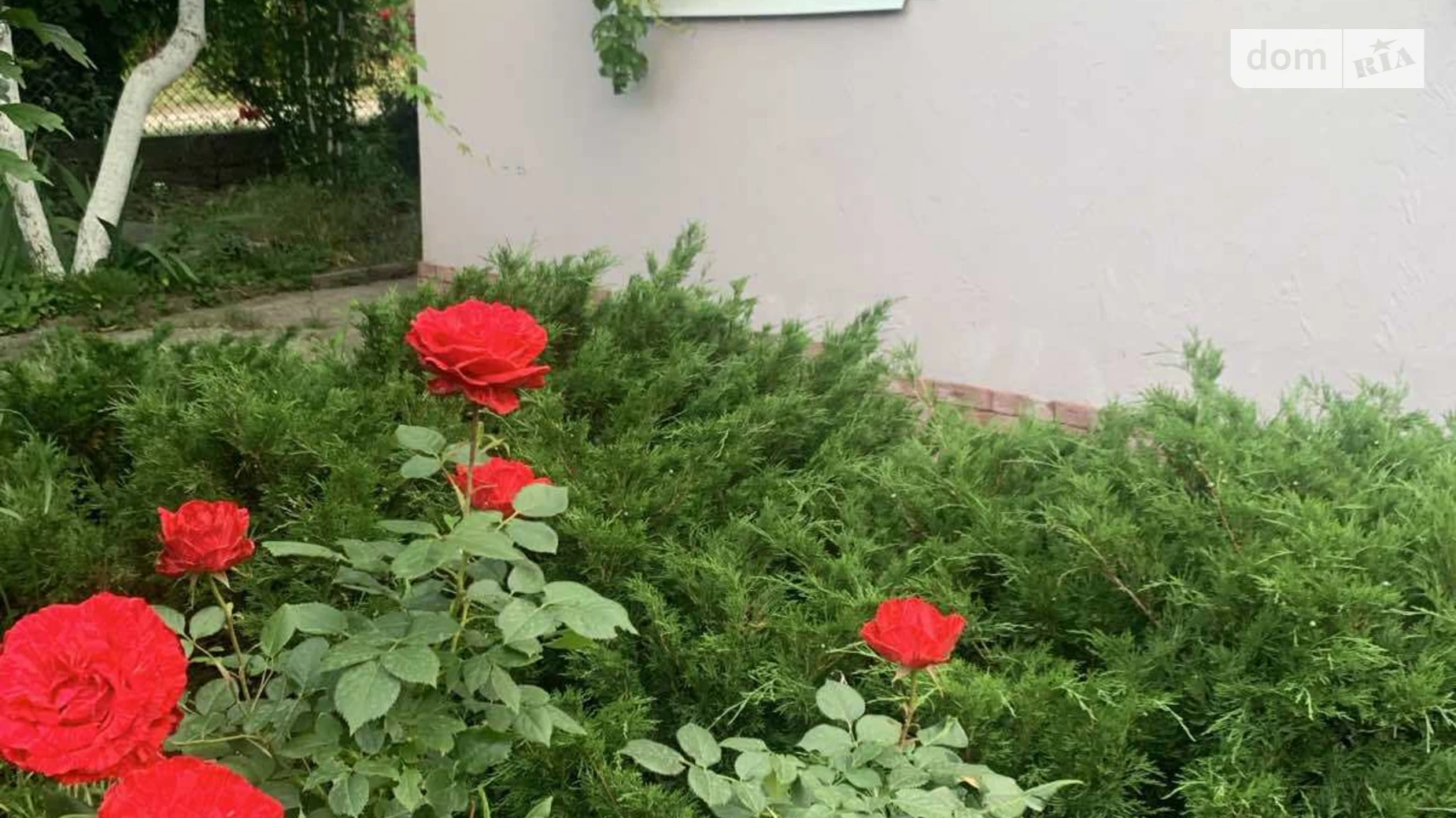 Продается дом на 2 этажа 59 кв. м с гаражом, цена: 55000 € - фото 2