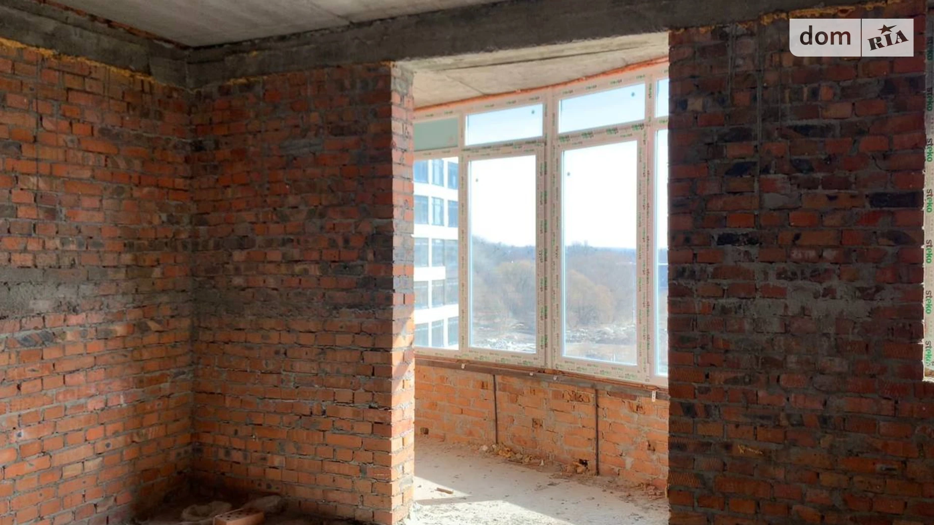 Продается 2-комнатная квартира 72.81 кв. м в Хмельницком, ул. Прибугская, 5/1 корпус 4 - фото 2