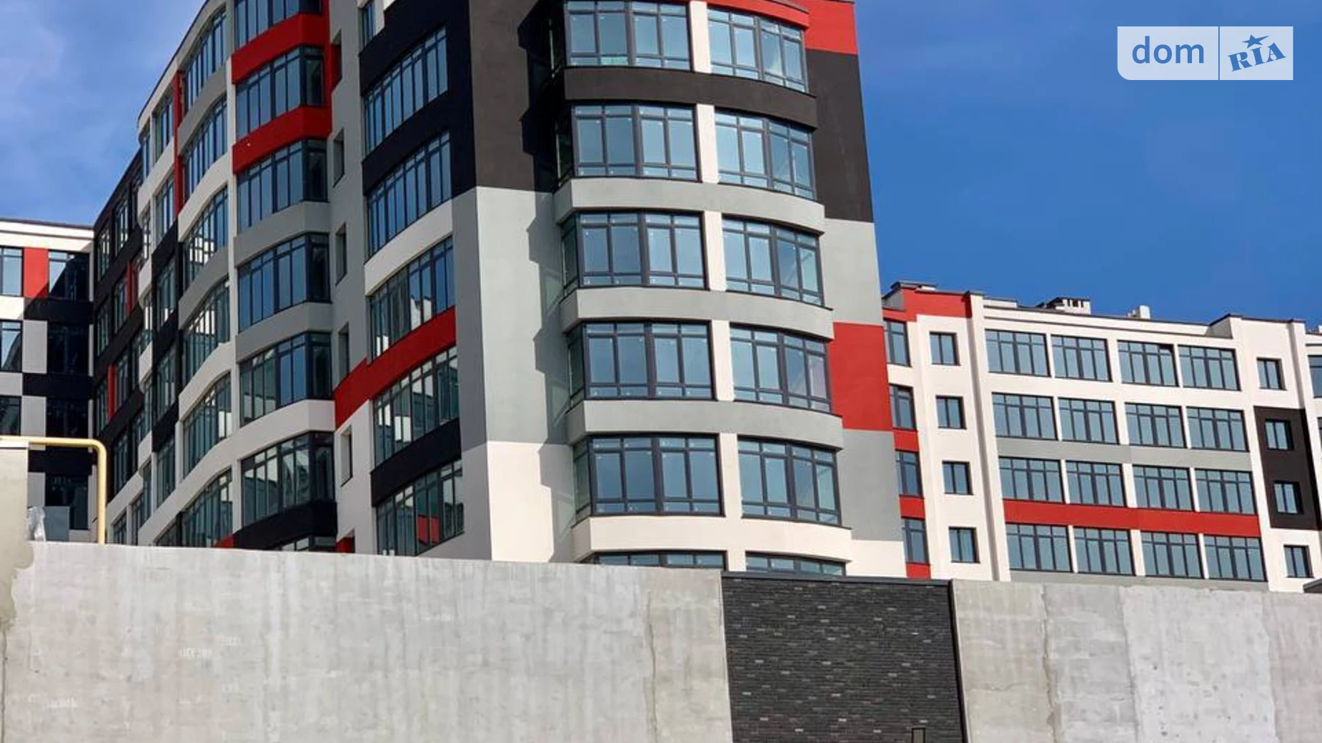 Продается 2-комнатная квартира 72.81 кв. м в Хмельницком, ул. Прибугская, 5/1 корпус 4 - фото 4