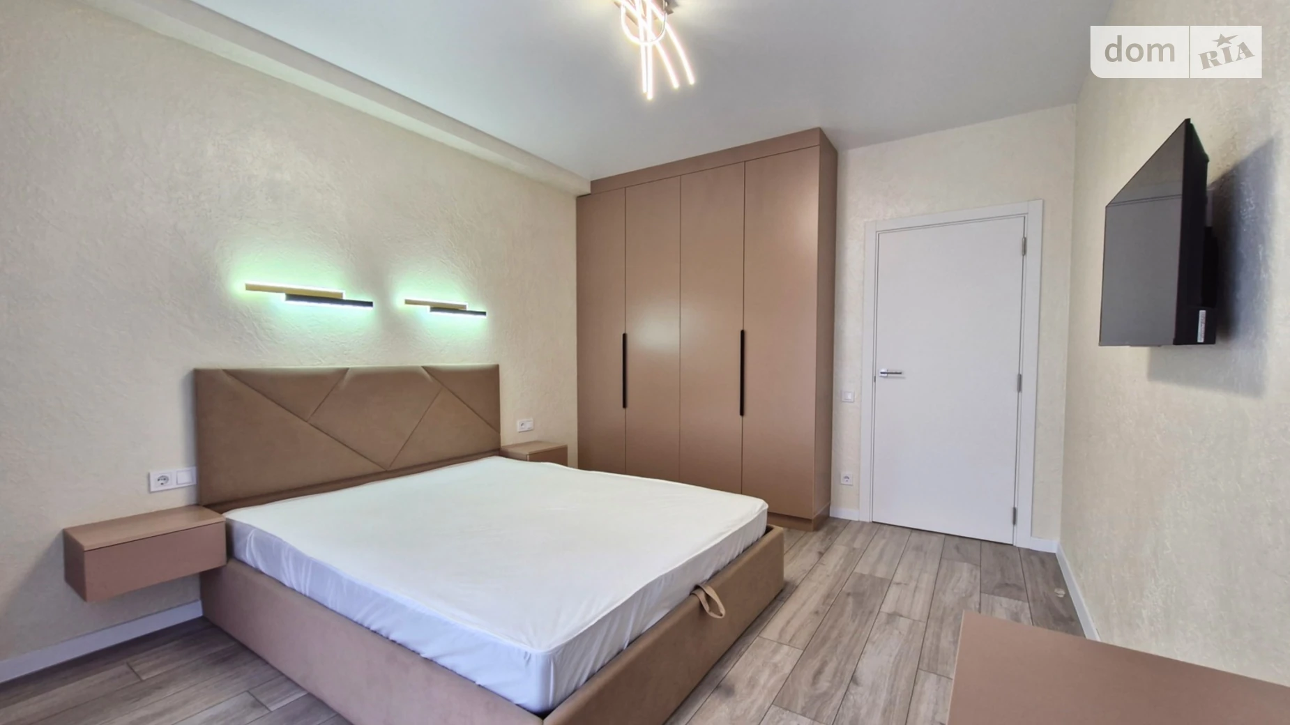 Продается 1-комнатная квартира 41 кв. м в Киеве, ул. Михаила Максимовича, 28Е - фото 3