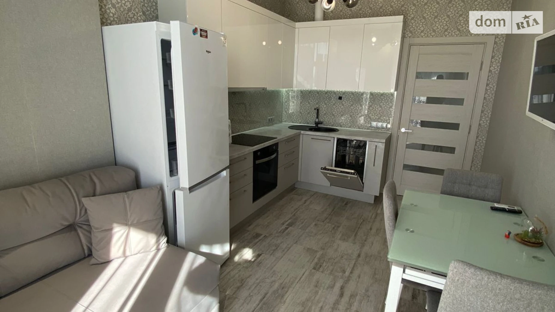 Сдается в аренду 1-комнатная квартира 47 кв. м в Киеве, ул. Саперное Поле, 14/55 - фото 2