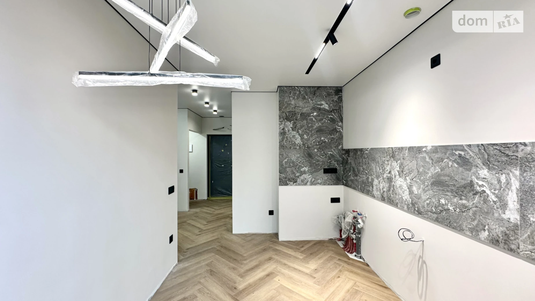 Продается 1-комнатная квартира 37 кв. м в, цена: 74000 $ - фото 5