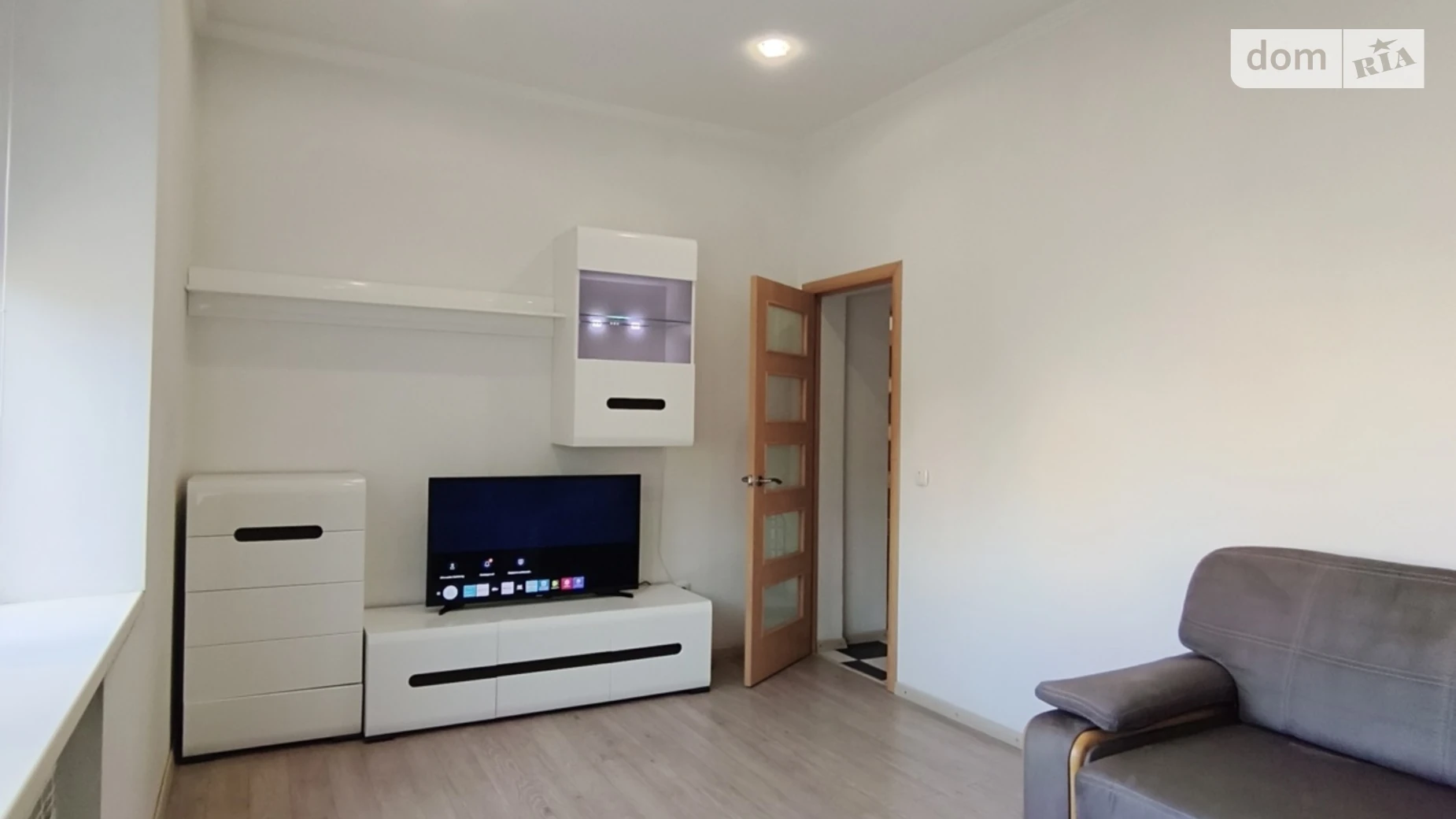 Сдается в аренду 2-комнатная квартира 52 кв. м в Днепре, ул. Левка Лукьяненко, 2 - фото 3