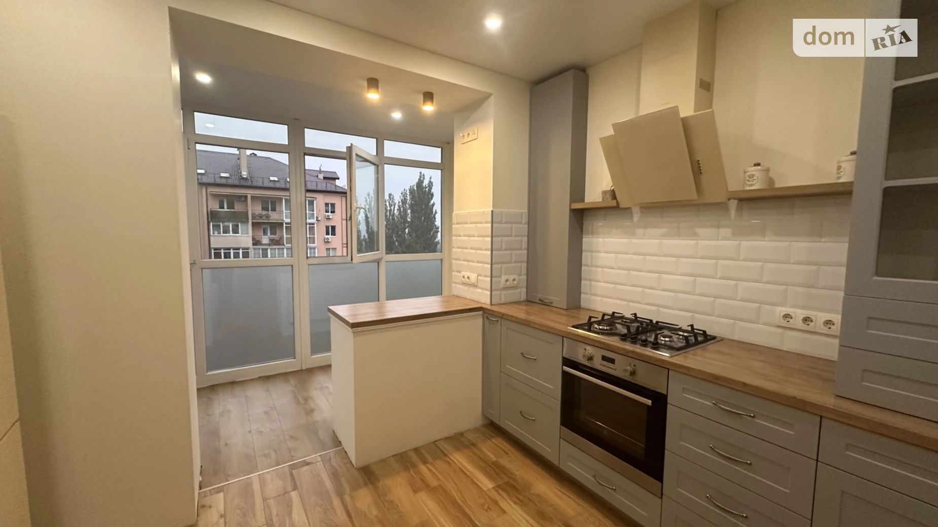 Продается 1-комнатная квартира 47 кв. м в Киеве, ул. Академика Лебедева, 1 корпус 1 - фото 4