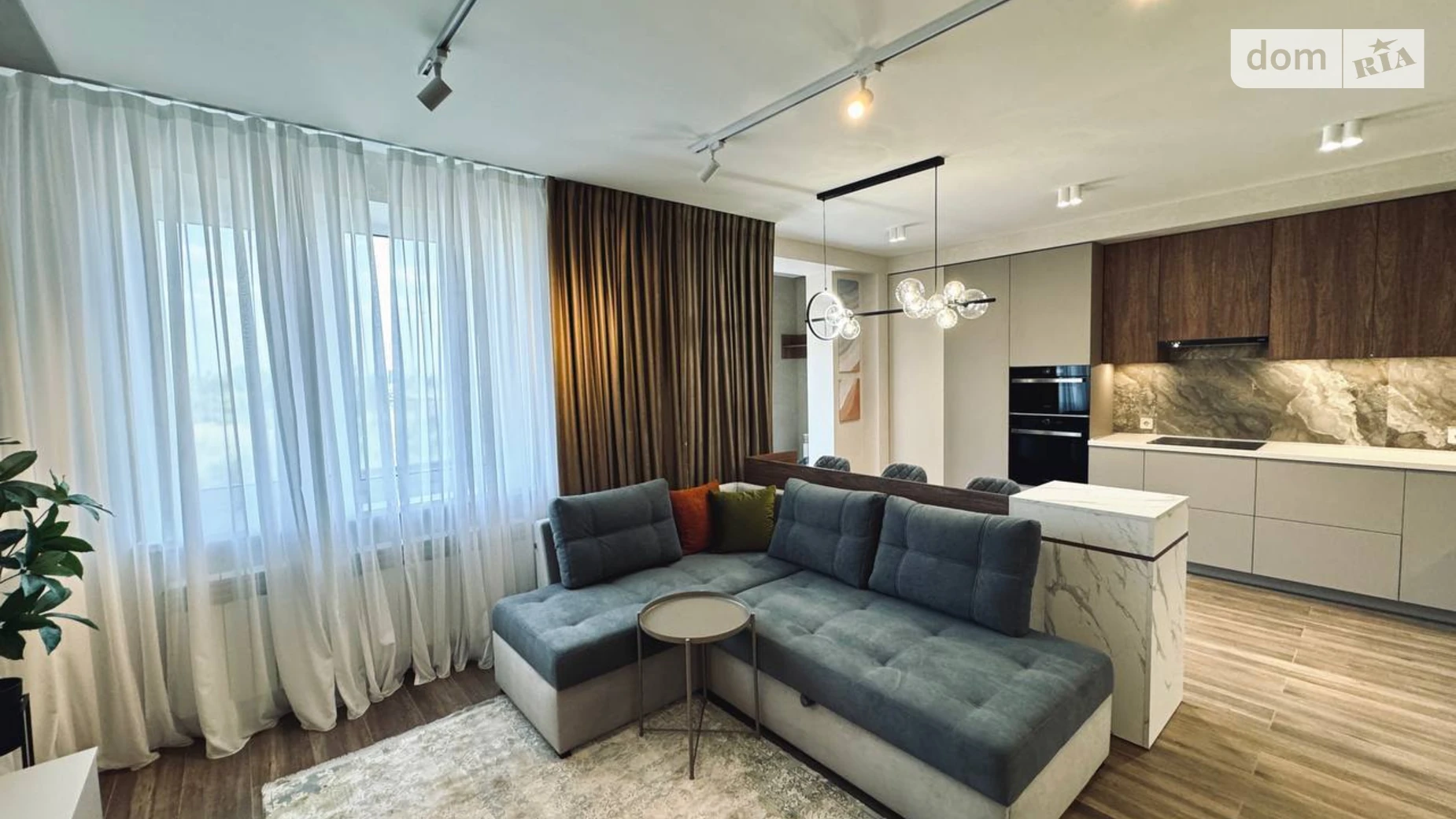 Продается 2-комнатная квартира 70 кв. м в Днепре, ул. Евгения Чикаленко(Аржанова), 1 - фото 3