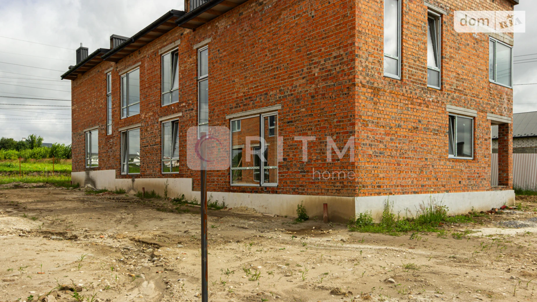 Продается дом на 2 этажа 123 кв. м с бассейном, цена: 93000 $ - фото 3