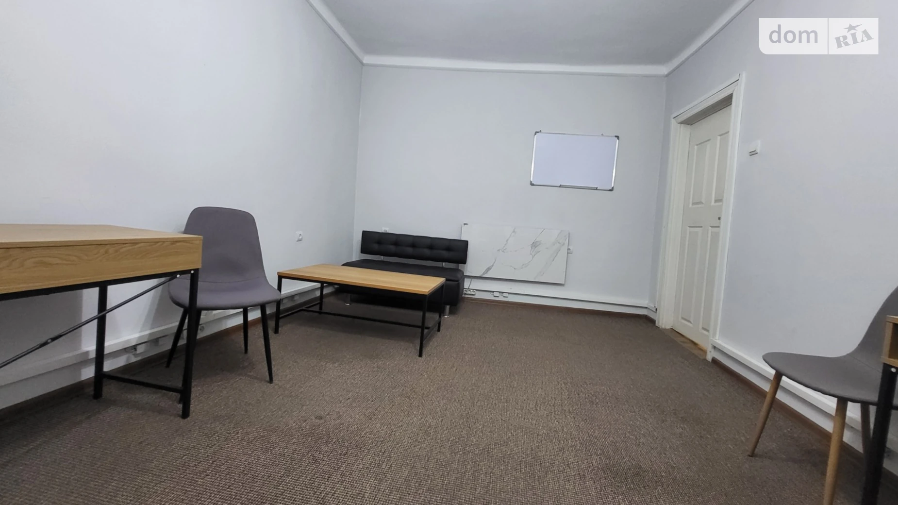 Сдается в аренду офис 27 кв. м в бизнес-центре, цена: 12000 грн - фото 3