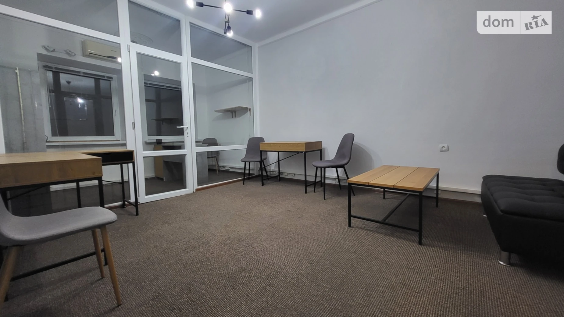 Сдается в аренду офис 27 кв. м в бизнес-центре, цена: 12000 грн - фото 4