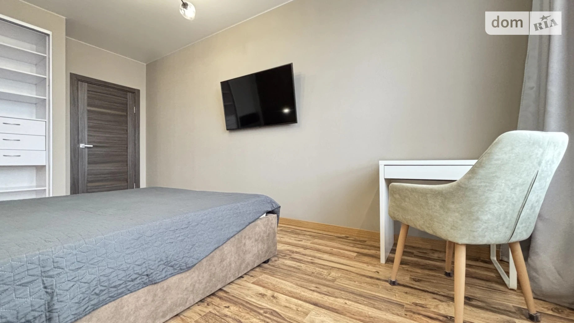 Продается 1-комнатная квартира 42.5 кв. м в Киеве, ул. Драгоманова - фото 3