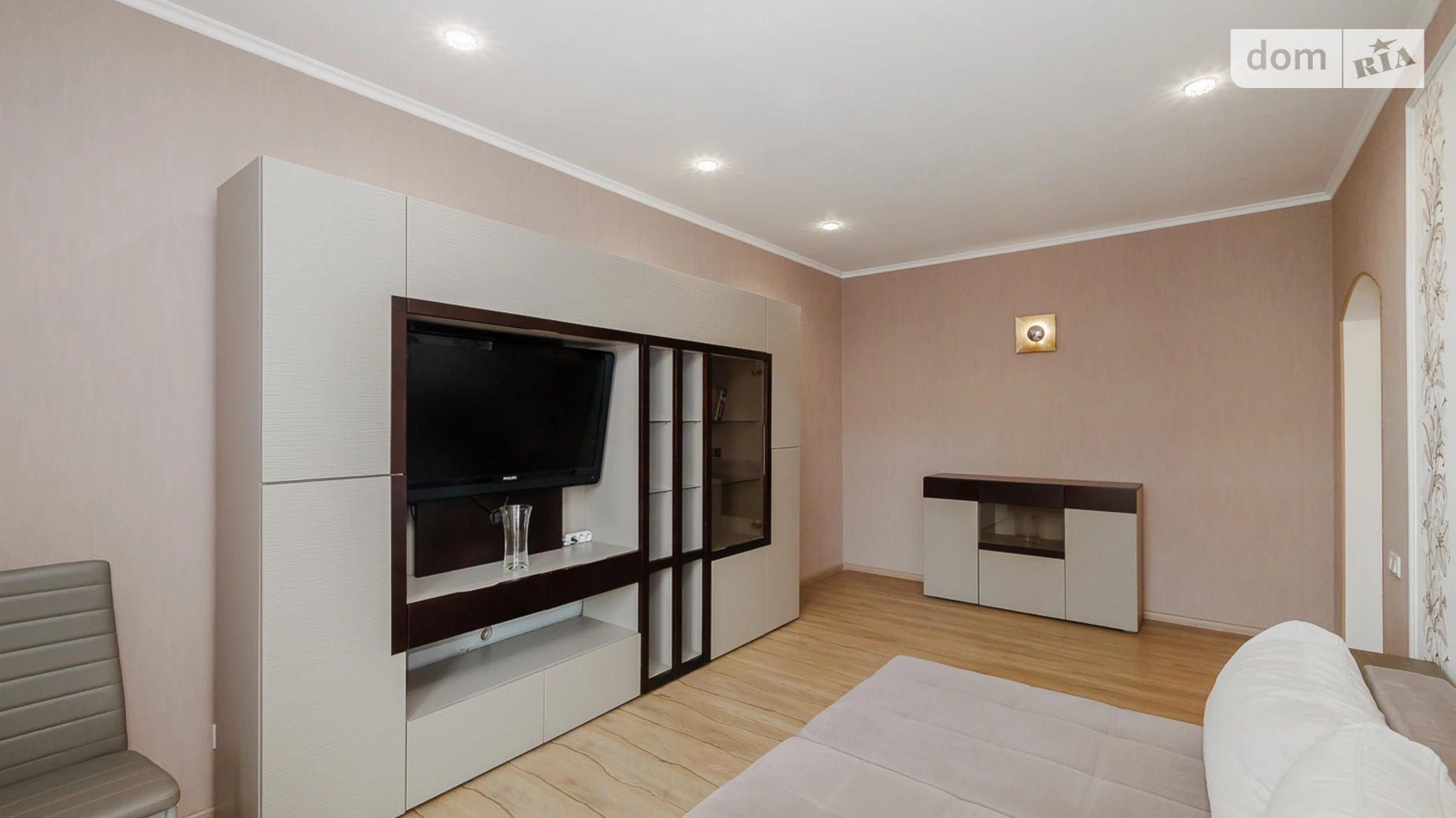 Продается 1-комнатная квартира 38.7 кв. м в Киеве, ул. Сергeя Данченко, 8 - фото 3