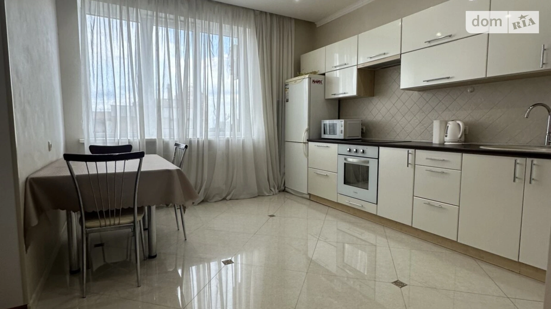 Продается 1-комнатная квартира 42.4 кв. м в Одессе, ул. Добровольцев(Маршала Говорова), 10/6 - фото 3