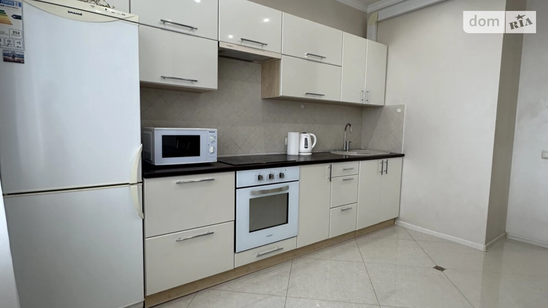 Продается 1-комнатная квартира 42.4 кв. м в Одессе, ул. Добровольцев(Маршала Говорова), 10/6 - фото 2