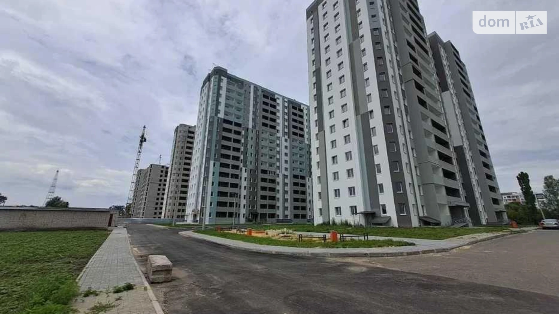 Продается 2-комнатная квартира 56 кв. м в Харькове, ул. Заливная, 12 - фото 2