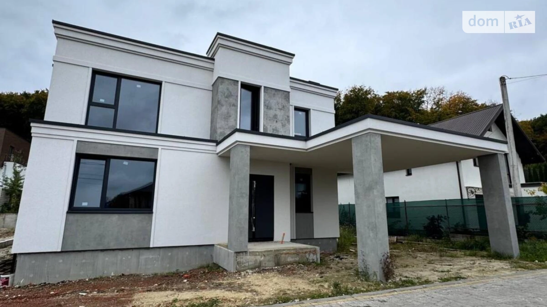Продается дом на 2 этажа 224 кв. м с баней/сауной, цена: 345000 $ - фото 2