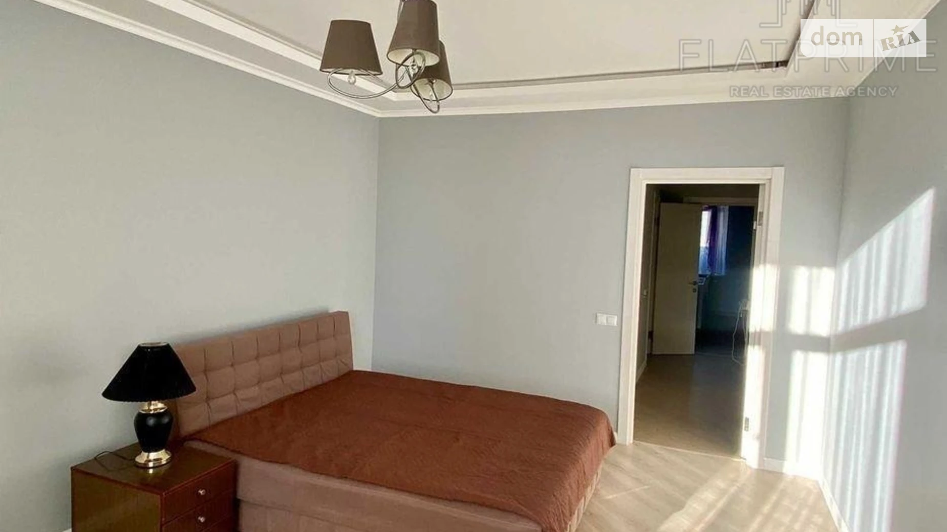 Продается 2-комнатная квартира 74 кв. м в Киеве, ул. Авиаконструктора Игоря Сикорского(Танковая), 4Г - фото 2