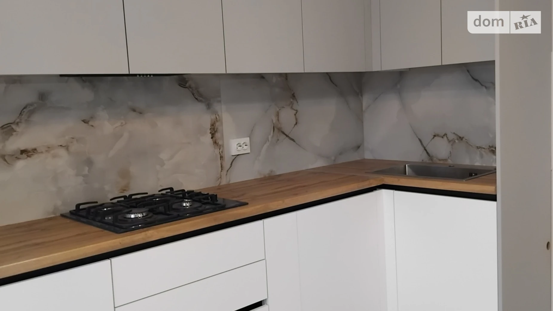 2-комнатная квартира 70 кв. м в Тернополе, ул. Микулинецкая - фото 2