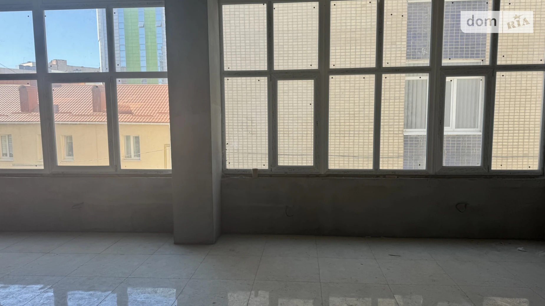 Сдается в аренду офис 65 кв. м в бизнес-центре, цена: 16990 грн - фото 2