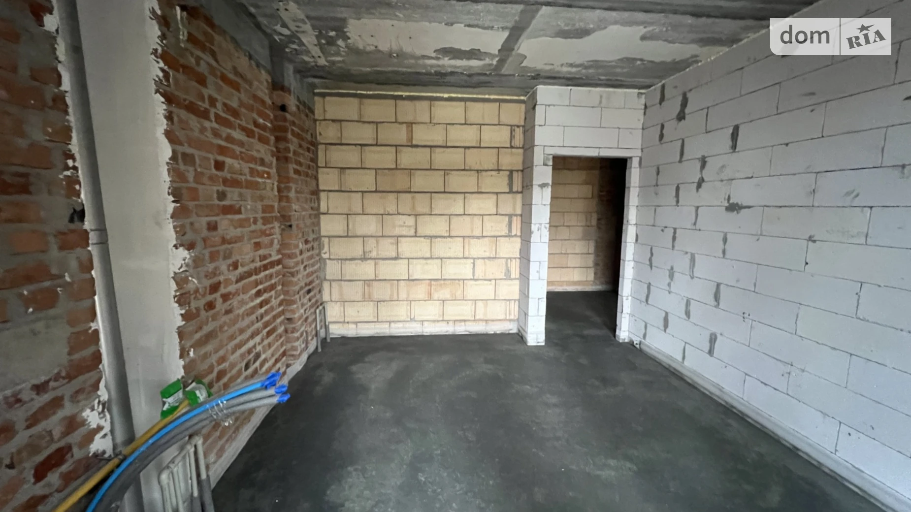 Продается 1-комнатная квартира 42 кв. м в Буче, ул. Мечты(Независимости), 45 - фото 2