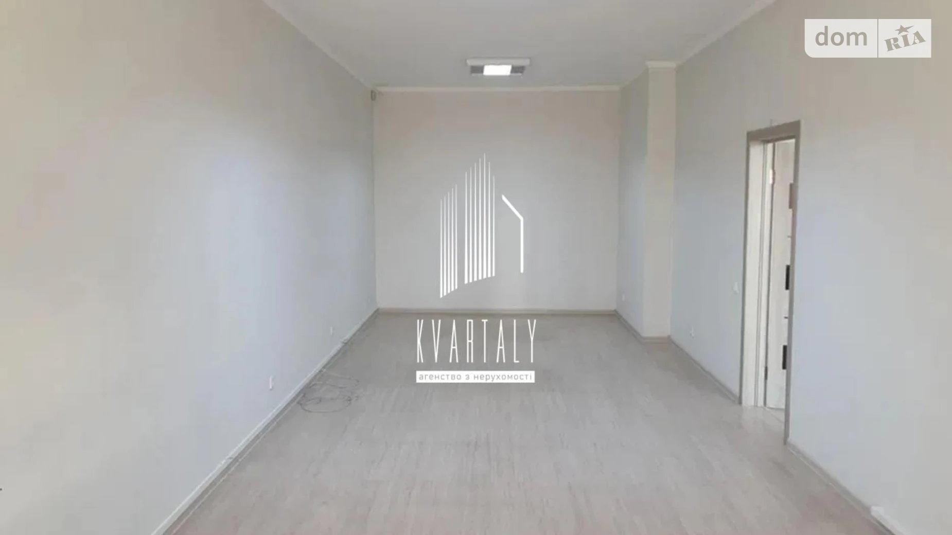 Сдается в аренду офис 120 кв. м в бизнес-центре, цена: 700 $ - фото 2