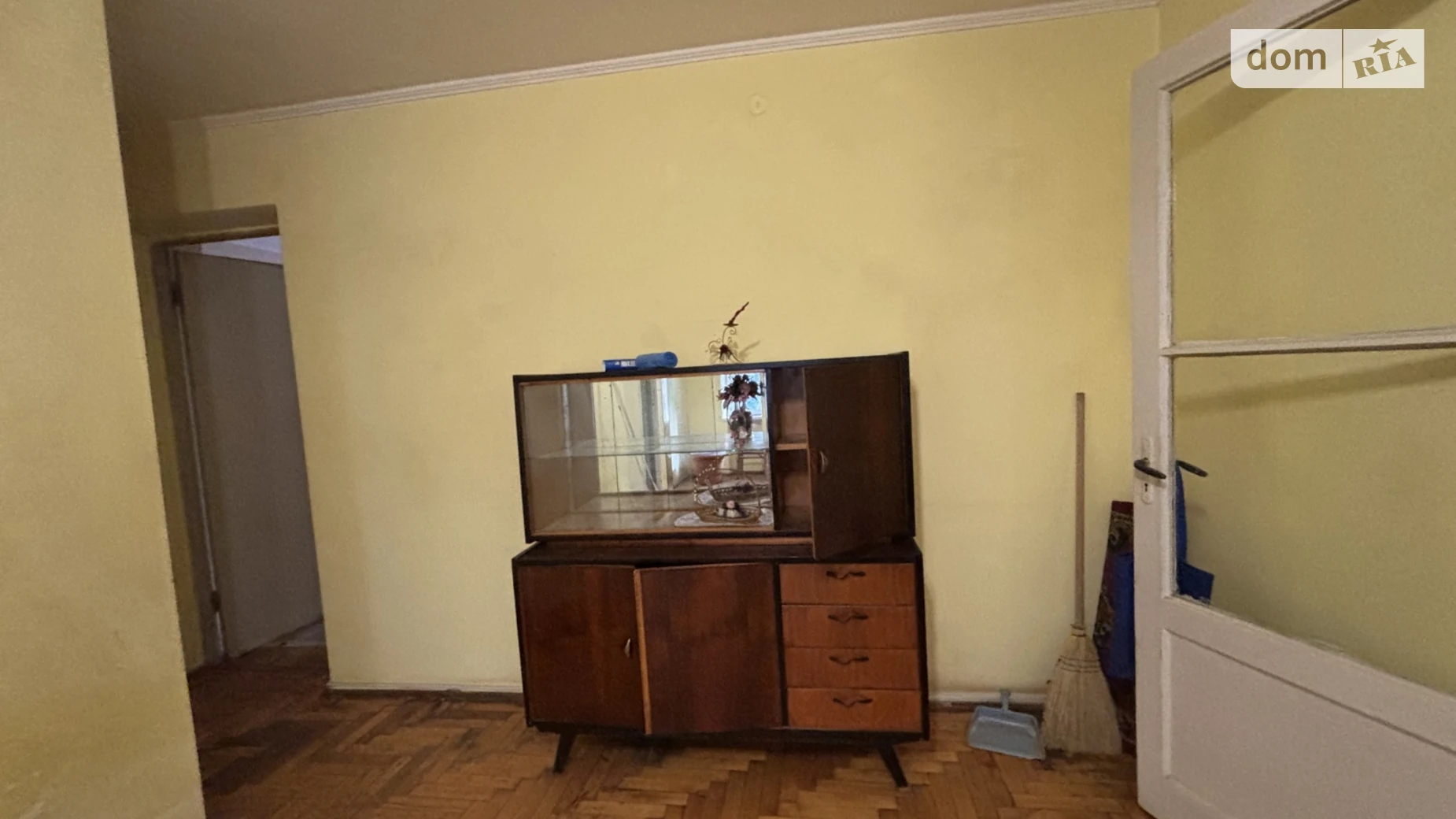 Продається 3-кімнатна квартира 53 кв. м у Ужгороді, просп. Свободи - фото 4