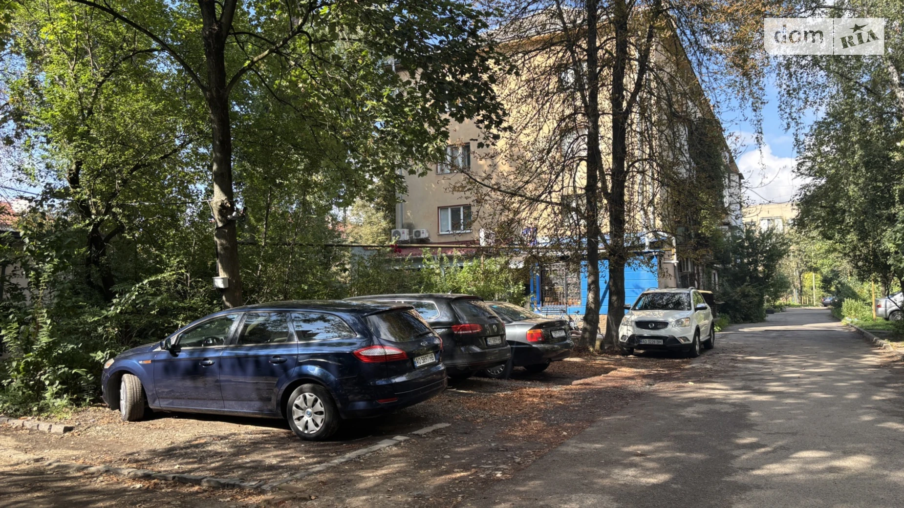 Продається 3-кімнатна квартира 53 кв. м у Ужгороді, просп. Свободи - фото 2