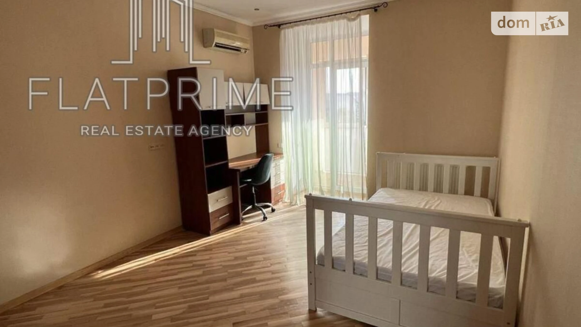 Продается 2-комнатная квартира 109.7 кв. м в Киеве, ул. Почайнинская, 70 - фото 2