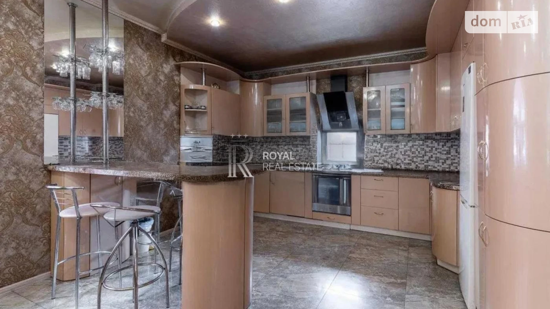 Сдается в аренду дом на 2 этажа 350 кв. м с баней/сауной, цена: 2500 $ - фото 3